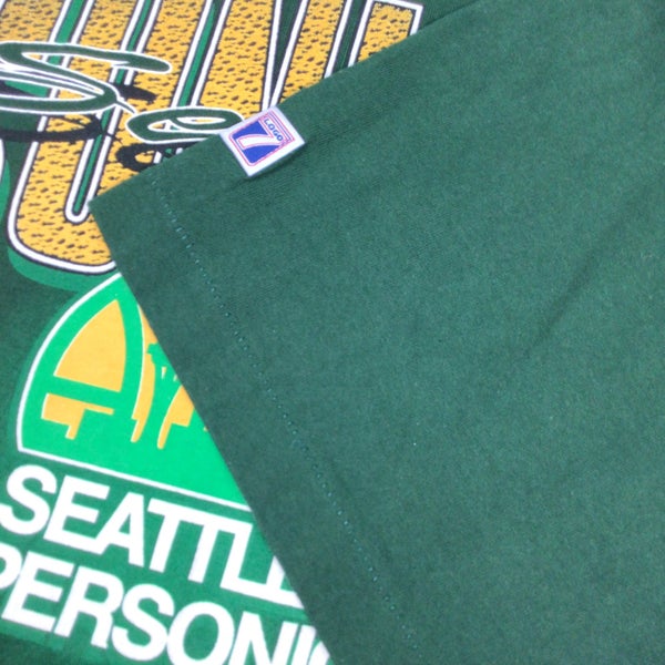 VINTAGE 90s Boston Celtics Shirt Large Men NBA Single Stitch Spell Out Logo  Tee