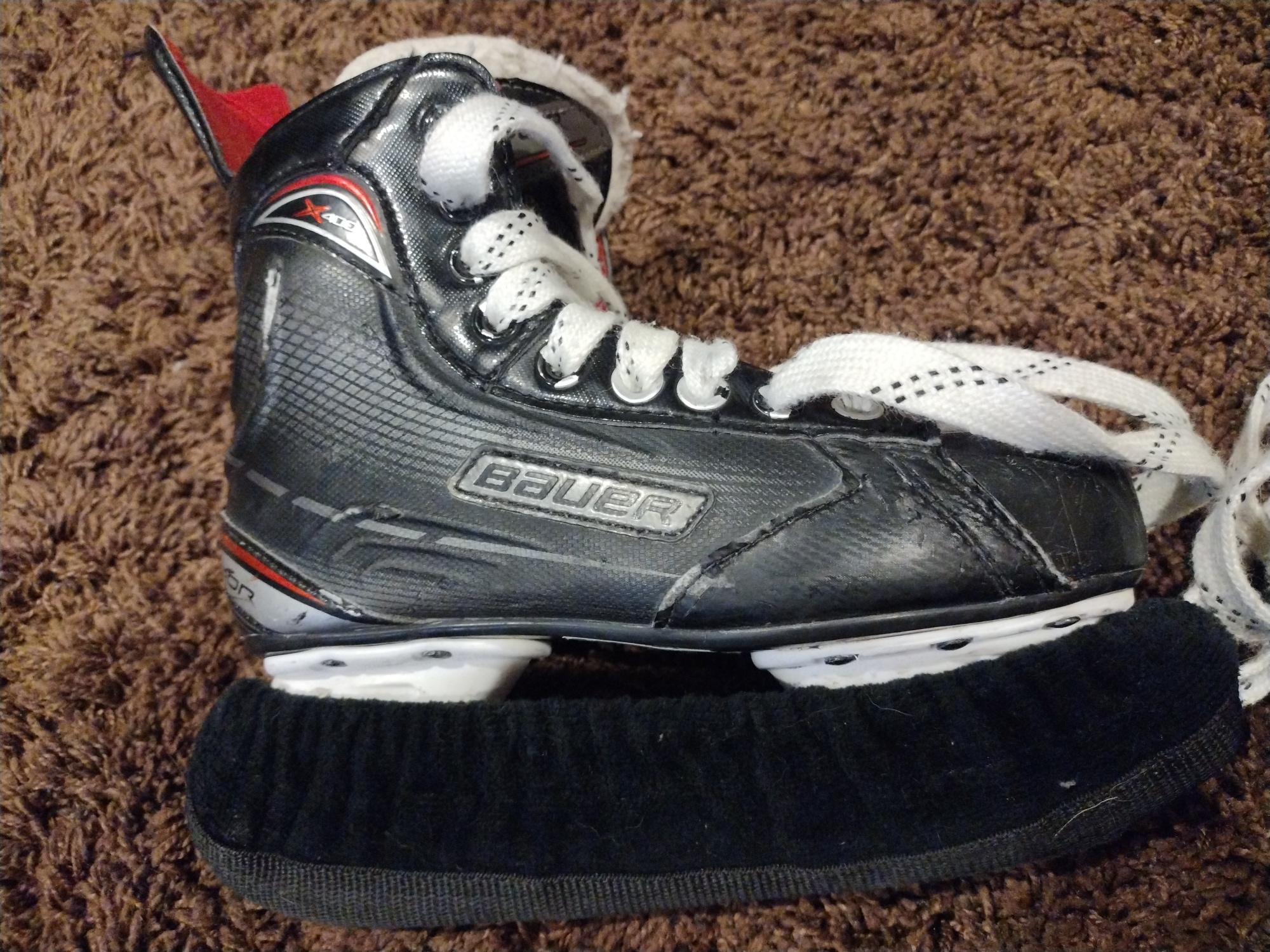 Junior Used Bauer Vapor X400 Hockey Skates Size 4