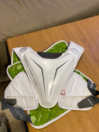 Used Large Maverik Shoulder Pads