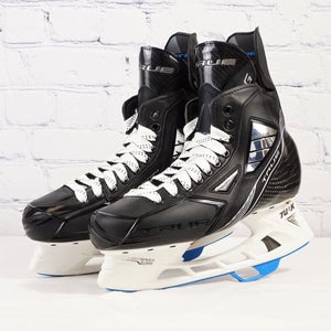 Senior New True Pro Custom Hockey Skates Size 12 New in Carry Bag With Tuuk Holders