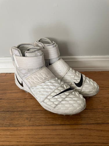 Used Size 13 (Women's 14) Nike Force Savage Elite 2