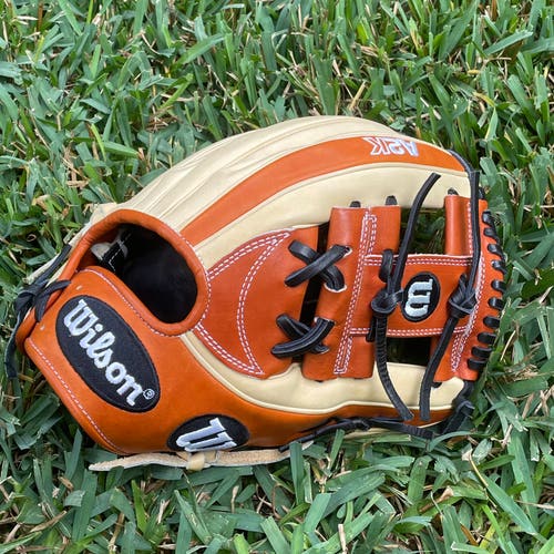 New Wilson A2K 1787 11.75 Inch RHT Baseball Glove