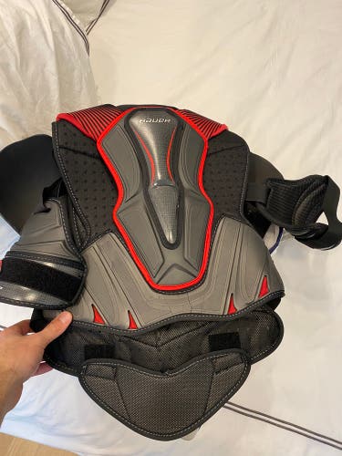 Senior Large Bauer Pro Stock Vapor 1X Lite Shoulder Pads