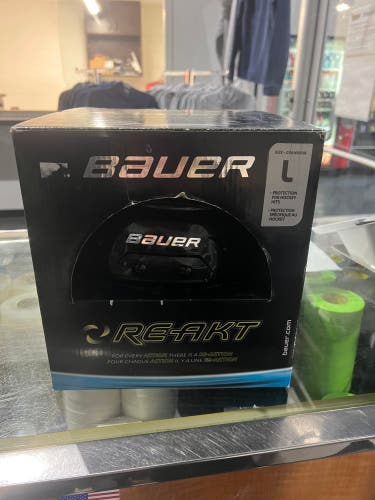 New Large Bauer Re-Akt Helmet