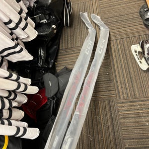 Senior Left Hand P28  Jetspeed Team Hockey Stick