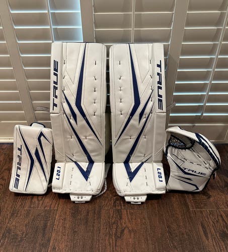 True L20.1 - 34"+1” Goalie Pad Set
