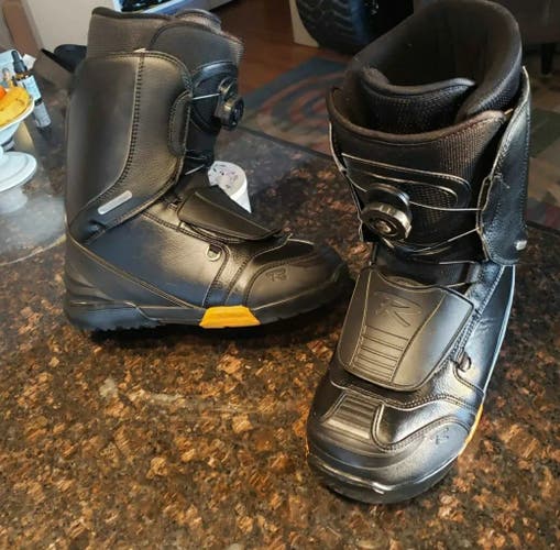 Men's 9.5 BOA SNOWBOARD BOOTS ROSSIGNOL EXCITE H3 SYSTEM *USED* CLEAN/EXCELLENT