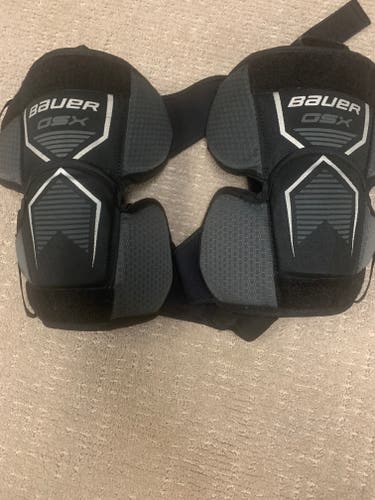 Used Bauer GSX Junior knee guards