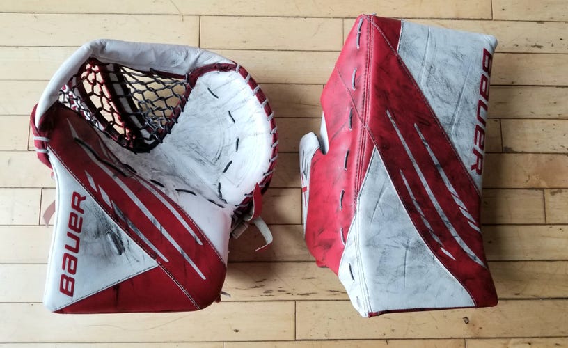 Used Regular Bauer Vapor 3X goalie glove & Blocker