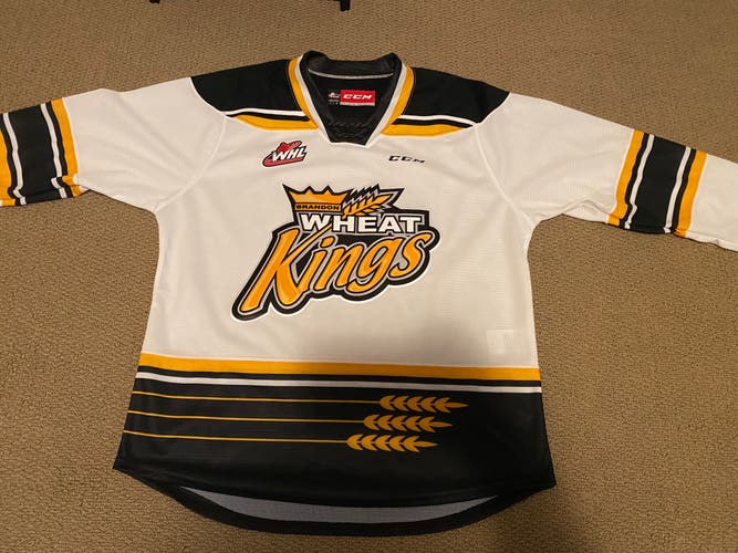 Brandon Wheat Kings White New Large CCM Jersey
