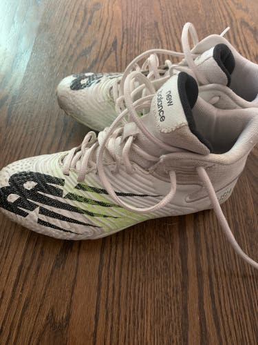 Used Size 5.5 (Women's 6.5) New Balance