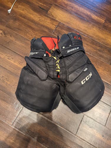 Senior Used Small CCM Extreme Flex II Shield Pro Hockey Goalie Pants