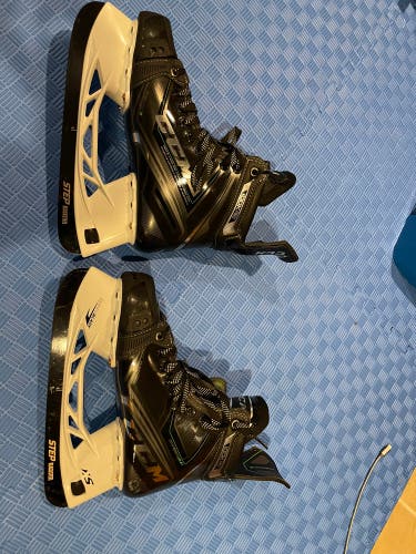 CCM Size 8 RibCor 100k Pro Hockey Skates