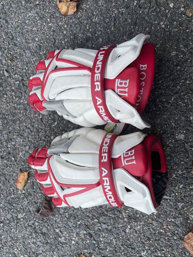 Boston University Under Armour large Lacrosse Gloves