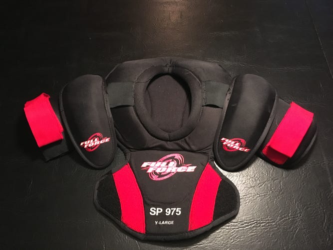 Used Youth Large SP 975 Shoulder Pads