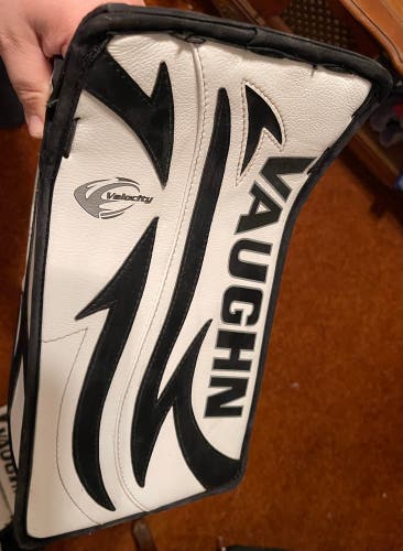 Vaughn Full Right Blocker