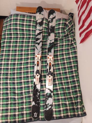 190 Volkl Katana skis - touring capable