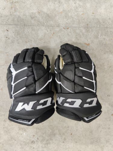 Used CCM JetSpeed FT390 Gloves 14"