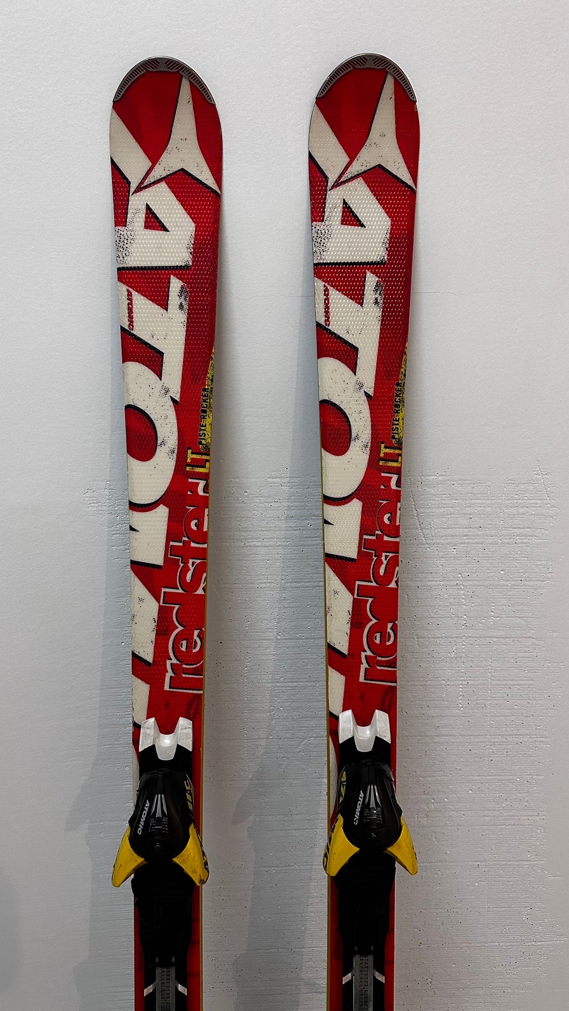 Incredible Mm servant WORLD CUP STOCK ATOMIC RACE SKIS **price Drop** | SidelineSwap