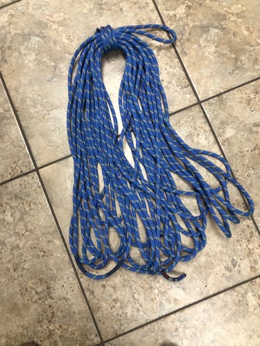 Rock climbing rope