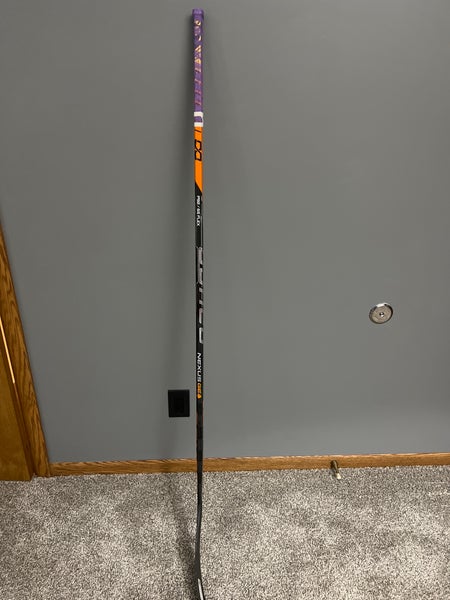 Intermediate Right Handed P92 Nexus Geo Hockey Stick