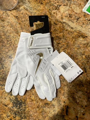 Nike Trout Elite Batting Gloves Size M