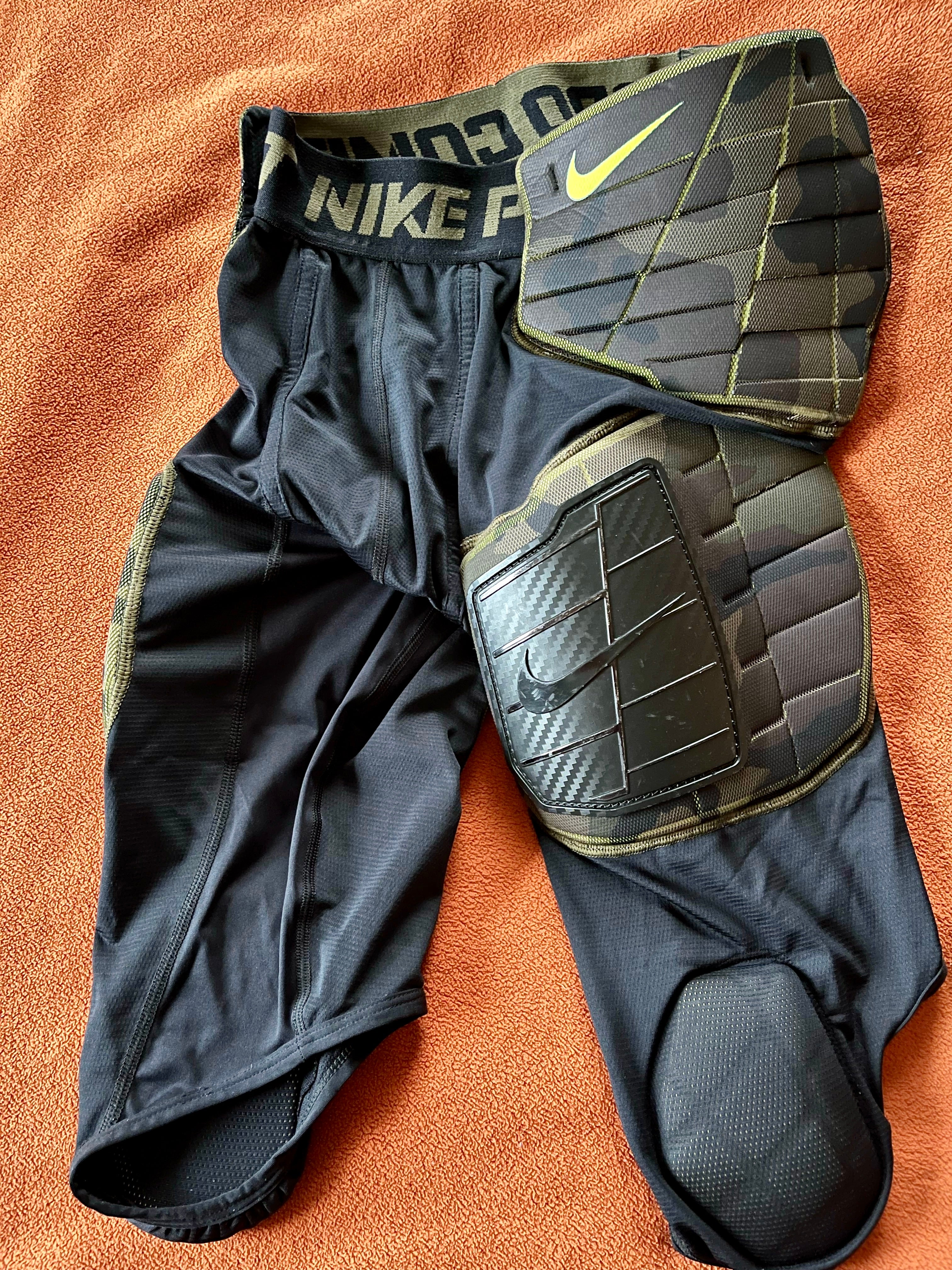 Rare NWT Men's Nike Pro Combat Hyperstrong CAMO 7 Hard Plate Football  Shorts MED