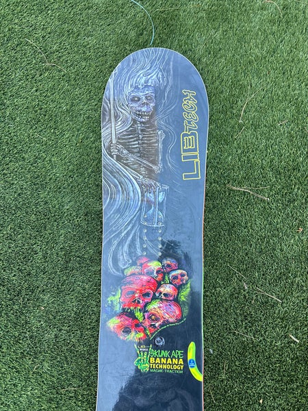 リブテック libtech skunk ape 161 Lib Tech Skunk Ape Snowboard - Directional Twin For Big & Tall
