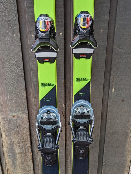 Gunbarrel Mogul Skis With Pivot 14