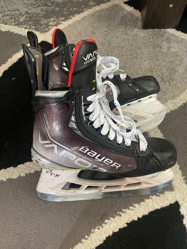 Bauer Vapor Hyperlite Skates