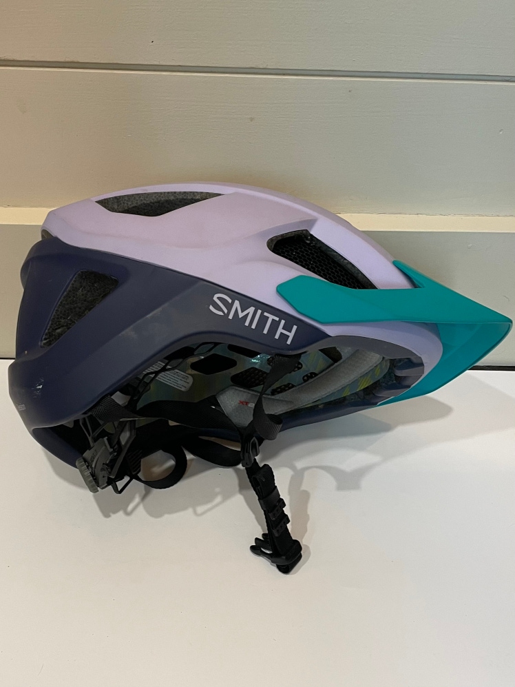Used Large Smith Bike Helmet