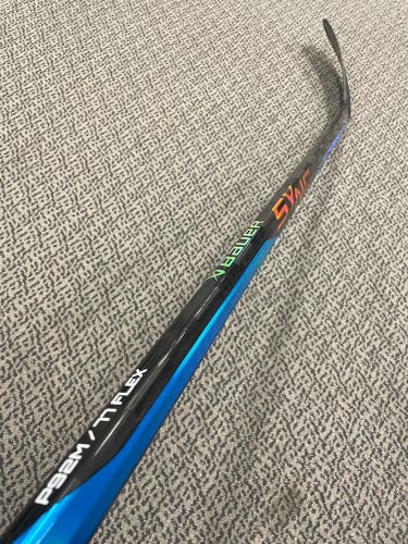 Bauer Nexus Sync 77 flex P92M curve right hand stick