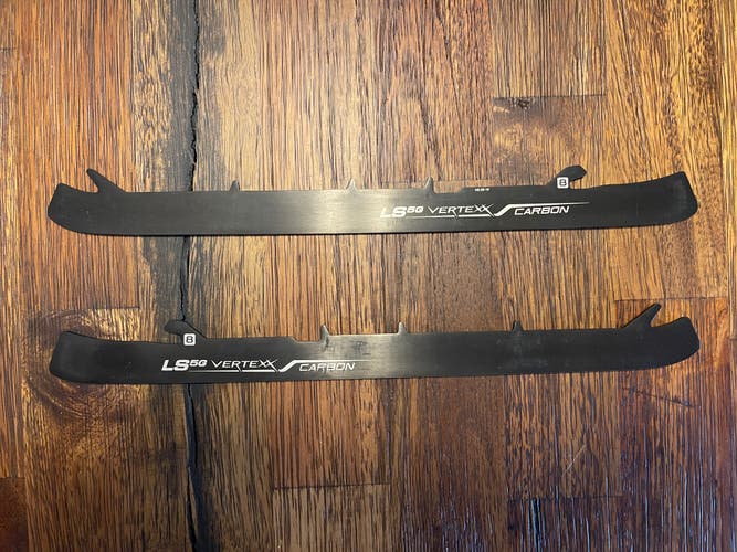 New Bauer LS5G Vertexx Carbon - Size 8 - A24