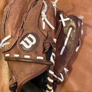 Used Wilson A440 12” Fastpitch Right Hand Throw Infield Softball Glove