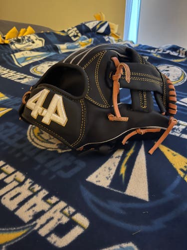 Infield Trainers 9.5" Signiture Series Baseball Glove