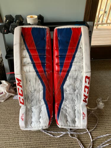 CCM 34+1 Leg Pads