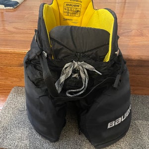 Youth Used Small Bauer Supreme TotalOne MX3 Hockey Pants