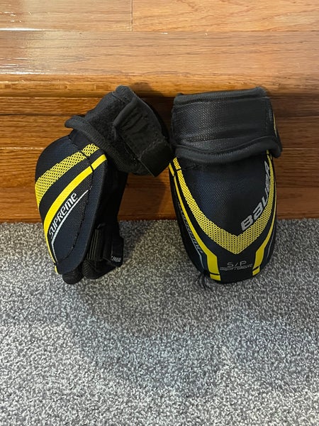 Used Small Bauer Supreme Elbow Pads