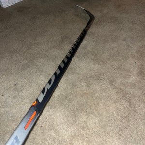 Senior Right Handed P88  Covert QRE10 Hockey Stick