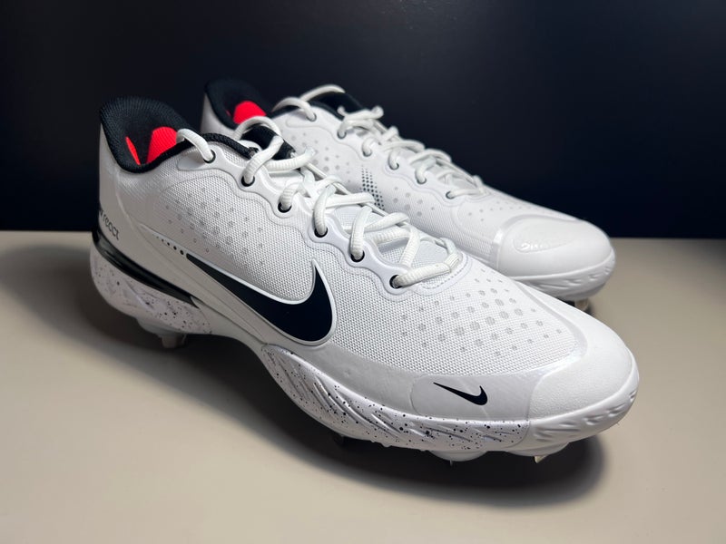 White Men's Metal Low Top Nike alpha huarache elite 3