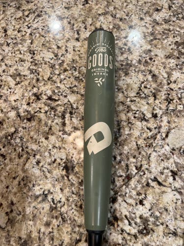 Great Condition 2021 30 oz 33" The Goods Bat