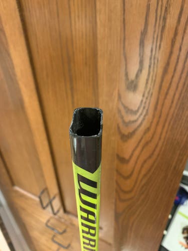 Senior Right Handed W03  Alpha DX Hockey Stick