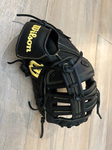 **Wilson  A950 12” first base baseball glove