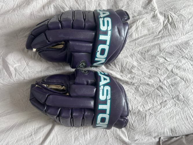 Anaheim Ducks Pro Stock Easton Plum 14.5 Gloves