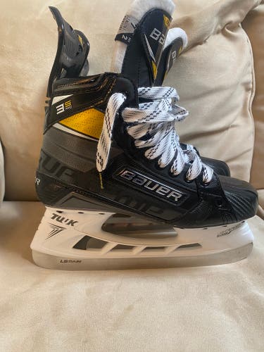 New Bauer Supreme 3S Pro Hockey Skates