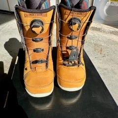 Women's Used (Size 7.0) Ride Sage Snowboard Boots - Tan