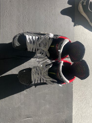 Senior Bauer Size 11 Vapor 2X Pro Hockey Skates