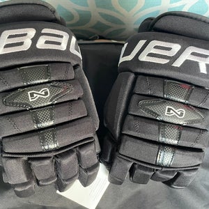 New Bauer nexus classic hockey gloves 15”