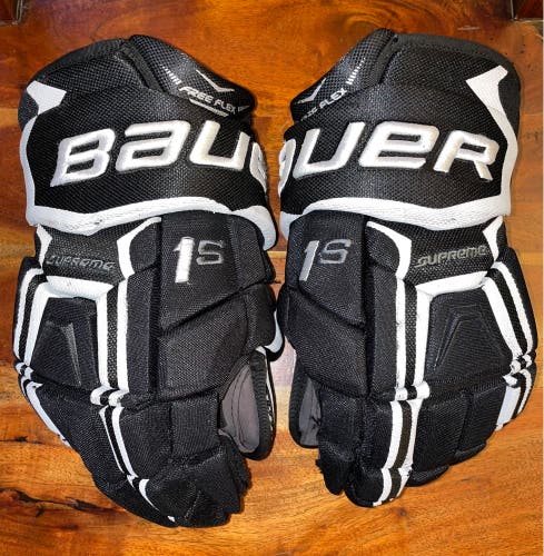 Bauer 14" Pro Stock Supreme 1S Gloves - Like New