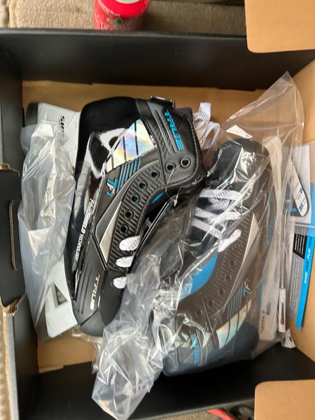 New True Regular Width Size 10 TF7 Hockey Goalie Skates